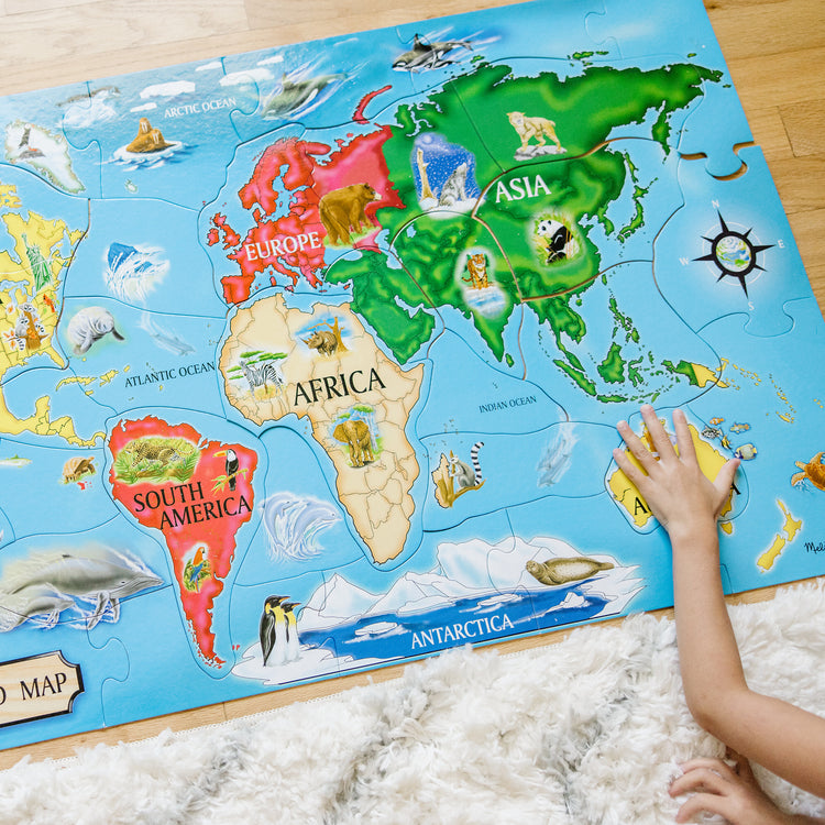 WORLD MAP FLOOR PUZZLE
