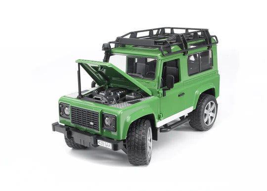 LAND ROVER WITH HORSE