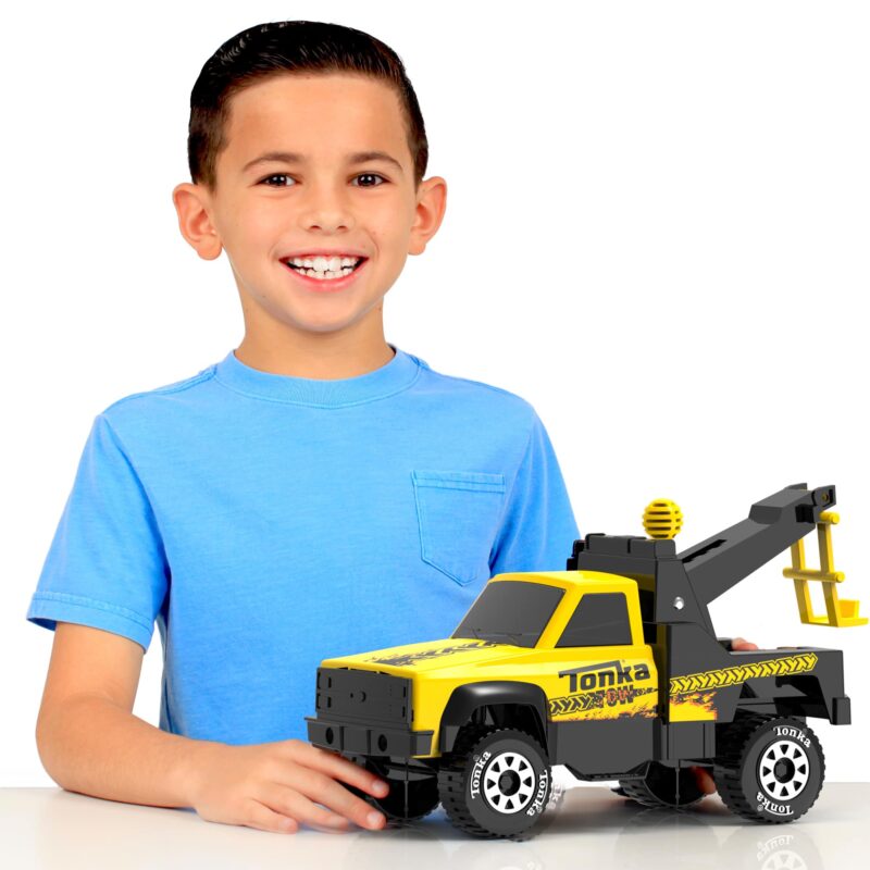 TONKA TOW TRUCK