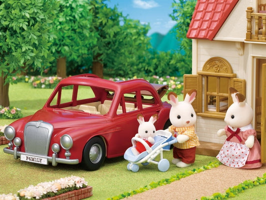 FAMILLY CRUISING CAR