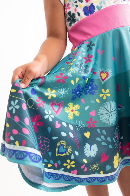 MIRACLE TWIRL DRESS SIZE 4